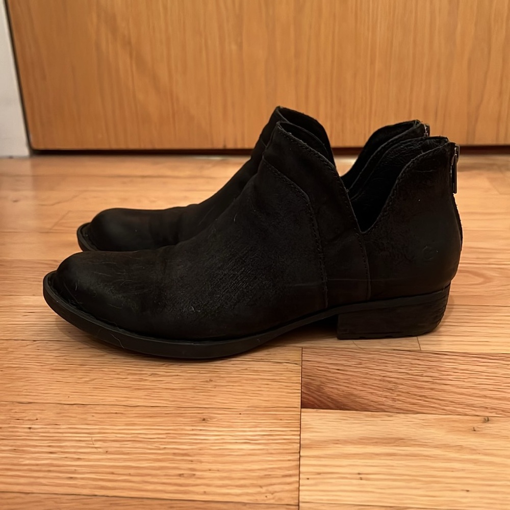 BORN Benna black ankle boots Size 8 - Picture 2 of 8